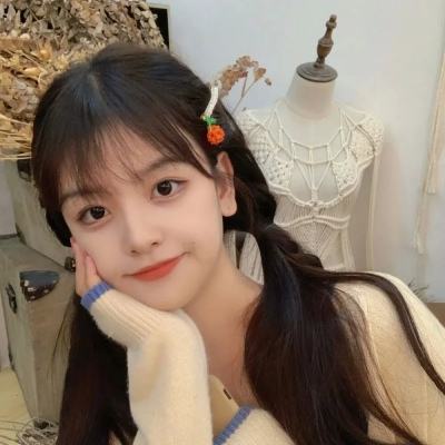 lol英雄帮手机游戏下载